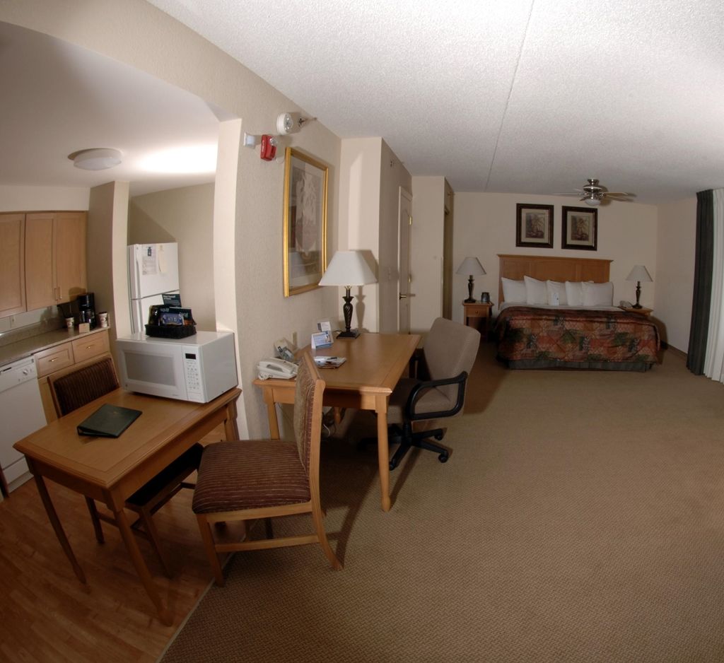 Hyatt House Colorado Springs Airport Hotel Room photo